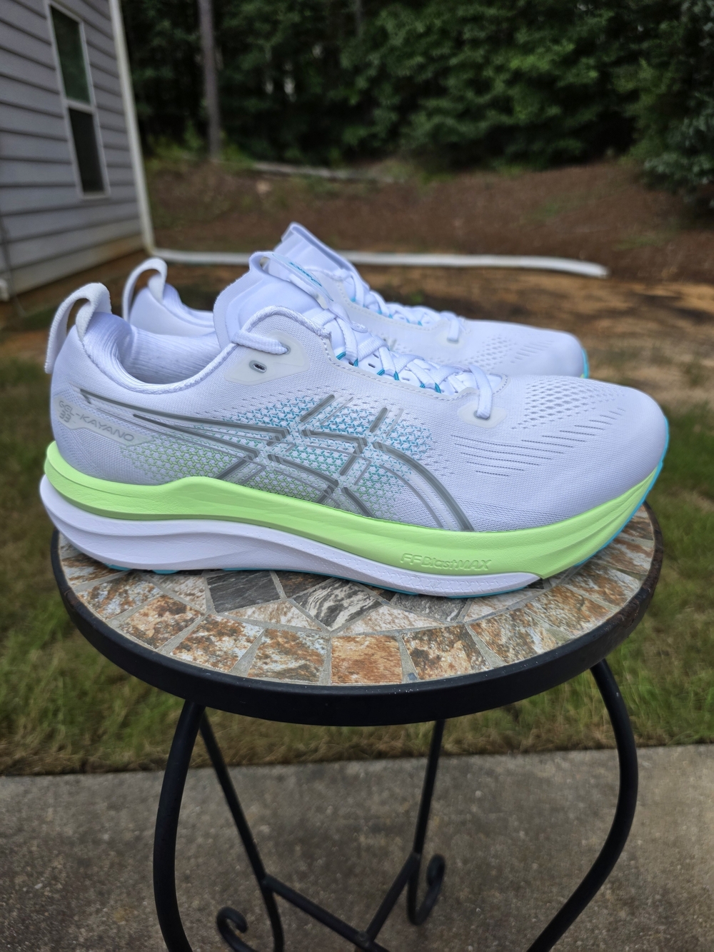 Asics Gel-Kayano 33 1011C167 White/Energy Aqua Running Shoes Men Sz 11.5 Worn 1x